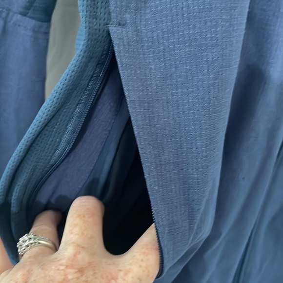 Lululemon Airing Easy Hoodie in Mach Blue Large - Picture 11 of 14